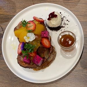 Meet your Posher, Aiman